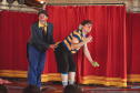 CRIANÇAS NO TEATRO