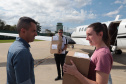 Avião da Casa Militar leva alimento especial para crianças internadas no Rio Grande do Sul