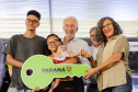 Com apoio do Estado, 200 moradores de Maringá ganham as chaves da casa própria