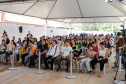 Com apoio do Estado, 200 moradores de Maringá ganham as chaves da casa própria
