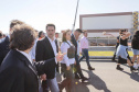 Carambeí, 13 de junho de 2024 - O governador Carlos Massa Ratinho Jr visita a nova fábrica de garrafas da Ambev, que está sendo construída em Carambeí, nos Campos Gerais.