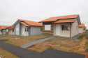 Darci Piana entrega residencial com 120 casas a famílias de Nova Londrina