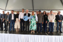 Darci Piana entrega residencial com 120 casas a famílias de Nova Londrina