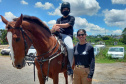 Terapia com cavalos oferecida pela PMPR colabora na qualidade de vida de pessoas com deficiência 