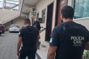 Polícia Civil do Amazonas em operação da investigação conduzida pela PCPR contra grupo de falso consórcio