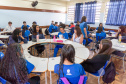  Cerca de um milhão de estudantes voltam às aulas, pela rede de ensino, nesta quarta-feira