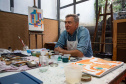 O artista plástico Jefferson Svoboda é o novo residente do Museu Casa Alfredo Andersen