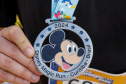 A capital paranaense foi sede neste domingo (4) da prova Disney Magic Run 2024, evento que contou com a participação de aproximadamente 5 mil atletas e aconteceu na Universidade Positivo.