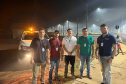 Caminhões-pipa fornecidos pelo Estado ajudam a combater incêndio florestal em Cianorte