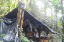  Instituto Água e Terra (IAT) e Batalhão de PolíciaAmbiental - Força Verde desmobilizaram um acampamento de caçadores quefuncionava dentro do Parque Estadual Pico do Marumbi.