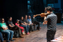 Orquestra Sinfônica do Paraná promove experiência para pessoas com deficiência visual