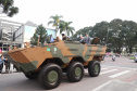  	Desfile com milhares de pessoas festeja os 202 anos da Independência do Brasil