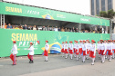  	Desfile com milhares de pessoas festeja os 202 anos da Independência do Brasil