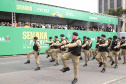  	Desfile com milhares de pessoas festeja os 202 anos da Independência do Brasil