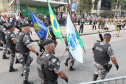  	Desfile com milhares de pessoas festeja os 202 anos da Independência do Brasil