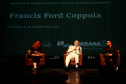 Diretor de "O Poderoso Chefão", Francis Ford Coppola lota Teatro Guaíra em aula de cinema