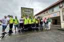Cestas básicas arrecadadas na Corrida do Porto são distribuídas em Paranaguá