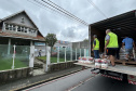 Cestas básicas arrecadadas na Corrida do Porto são distribuídas em Paranaguá