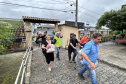 Cestas básicas arrecadadas na Corrida do Porto são distribuídas em Paranaguá
