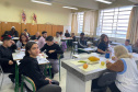 Língua sem fronteiras: conheça histórias de alunos estrangeiros do Colégio Estadual Paulo Freire