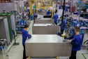 Produção de eletrodomésticos na fábrica da Electrolux em Curitiba: multinacional sueca vai expandir produção com nova planta em São José dos Pinhais.