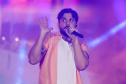 O cantor Gustavo Mioto  durante a apresentacao do seu show dentro da programacao do Verao Maior Parana, em Matinhos 