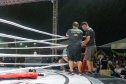 Evento nacional de boxe e MMA à beira-mar reúne milhares de espectadores