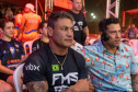 Evento nacional de boxe e MMA à beira-mar reúne milhares de espectadores