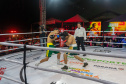 Evento nacional de boxe e MMA à beira-mar reúne milhares de espectadores