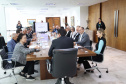 A Universidade Estadual de Londrina (UEL) será a primeira instituição de ensino superior estadual do Paraná a ter um parque tecnológico em seu campus, no Norte do Estado. O projeto arquitetônico do novo espaço, que será um hub de inovação integrado à infraestrutura acadêmica e de pesquisa da universidade, foi apresentado nesta terça-feira (11) ao governador Carlos Massa Ratinho Junior.