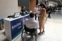 O governador Carlos Massa Ratinho Junior anunciou nesta quinta-feira (13) a liberação de R$ 1,2 bilhão para a saúde pública do Estado, durante o evento Saúde em Movimento, em Foz do Iguaçu, na região Oeste. 