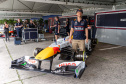 Motores roncando: pilotos testam carros para o Red Bull Showrun
