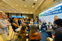 SETI Paraná fortalece internacionalização universitária em evento global de educação
