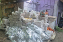 Ação de fiscalização do IAT apreendeu materiais de construção que estavam entrando de maneira ilegal na Ilha do Mel.