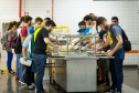 Governador sanciona lei que garante segurança alimentar a universitários no Paraná