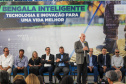 Governo do Paraná lança concurso de inovação para criação de bengalas inteligentes