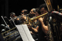 Famílias, movimentos, disposição no palco: confira como funciona uma orquestra sinfônica