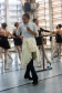 Ex-aluna, bailarina internacional Nayara Lopes retorna ao Teatro Guaíra para aula especial na Escola de Dança
