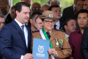 Governador Carlos Massa Ratinho Júnior participa da cerimônia de troca de comando da Polícia Militar do Paraná. O novo camandante-geral é o coronel Péricles de Matos. Ele substitui no cargo a coronel Audilene Dias Rocha.  -  Curitiba, 08/01/2019  -  Foto: José Fernando Ogura/ANPr