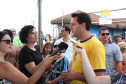 O governador Carlos Massa Ratinho Junior, caminhou na Orla de Matinhos e participou do lançamento das atividades esportivas na Operação Verão Paraná, com o Jogo dos Atletas, na arena multiuso. Foto: Rodrigo Felix Leal/ANPR