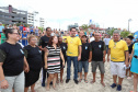 O governador Carlos Massa Ratinho Junior, caminhou na Orla de Matinhos e participou do lançamento das atividades esportivas na Operação Verão Paraná, com o Jogo dos Atletas, na arena multiuso. Foto: Rodrigo Felix Leal/ANPR
