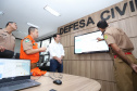 O governador Carlos Massa Ratinho Júnior visitou nesta segunda-feira (14) a estrutura da Coordenadoria Estadual de Proteção e Defesa Civil do Paraná. O órgão, localizado no Palácio Araucária, em Curitiba, faz o monitoramento dos eventos climáticos que ocorrem no Estado por meio do Centro Estadual de Gerenciamento de Riscos e Desastres (Cegerd). - Curitiba, 14/01/2019 - Foto: Rodrigo Félix Leal/ANPr