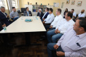 O governador Carlos Massa Ratinho Junior, acompanhou a apresentação das diretrizes de trabalho da nova gestão para a Educação, em encontro com o secretário Renato Feder e funcionários da Secretaria de Educação e do Esporte.Curitiba, 17-01-19.Foto: Foto: Rodrigo Félix Leal