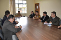 Diretoria-geral do Departamento de Trânsito do Paraná (Detran-PR) reuniu-se nesta terça-feira (22) com representantes da Polícia Rodoviária Federal e da Polícia Militar do Paraná, na Academia Policial Militar do Guatupê, em São José dos Pinhais. Foto: Pamella Rosa/Detran