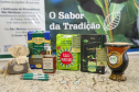 O Paraná é o terceiro estado brasileiro com o maior número de produtos certificados ou em processo de certificação de Indicação Geográfica. A importância da erva-mate para a história do Paraná – um
ramo da planta é inclusive um dos símbolos do brasão do Estado – foi um dos fatores
que levou à certificação do produto no ano passado. Foto: José Fernando Ogura/ANPr