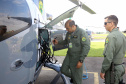 O Governo do Paraná enviou uma equipe aérea para Brumadinho (MG) com o objetivo de auxiliar nas buscas pelas vítimas do rompimento da barragem ocorrida na sexta-feira (25/01). Cinco integrantes do Batalhão de Polícia Militar de Operações Aéreas (BPMOA) viajaram neste domingo (03/02), somando-se à equipe do Corpo de Bombeiros que está naquele estado, incluída na força tarefa de buscas pelas vítimas desde o último domingo (27/01). - Curitiba, 03/02/2019 - Foto: Jaelson Lucas/ANPr