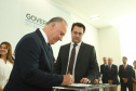 O governador Carlos Massa Ratinho Junior deu posse, em cerimônia no Palácio Iguaçu, ao secretário de Estado do Desenvolvimento Sustentável e Turismo, Marcio Nunes, e aos presidentes das autarquias vinculadas à pasta. Foram empossados os presidentes do Instituto Água e Terra, Everton Souza; do Simepar, Eduardo Alvin; da Paraná Desenvolvimento, Eduardo Bekin; e da Paraná Turismo, João Jacob Mehl. - Curitiba, 12/02/2019 - Foto: Rodrigo Félix Leal/ANPr