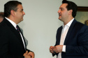 Reunião do governador Carlos Massa Ratinho Junior com a ministra de Indústria e Comércio do Paraguai, Liz Cramer; o governador do Departamento de Misiones, Carlos Arrechea Ortíz; o cônsul-geral do Paraguai no Brasil, Carlos José Fleitas Rodriguez, e empresários.  -  Curitiba, 14/02/2019  -  Foto: Gilson Abreu/ANPr