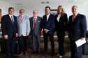 Reunião do governador Carlos Massa Ratinho Junior com a ministra de Indústria e Comércio do Paraguai, Liz Cramer; o governador do Departamento de Misiones, Carlos Arrechea Ortíz; o cônsul-geral do Paraguai no Brasil, Carlos José Fleitas Rodriguez, e empresários.  -  Curitiba, 14/02/2019  -  Foto: Gilson Abreu/ANPr