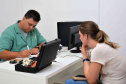 As universidades estaduais do Paraná oferecem uma série de serviços à comunidade, entre eles o atendimento veterinário a animais de diversos portes. Na foto, o médico veterinário e diretor do Hospital Veterinário da Universidade Estadual do Centro-Oeste (Unicentro),Adriano Carrasco. Foto: Divulgação/UNICENTRO